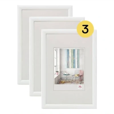 Immagine di walther designCornice per quadri argento 30 x 45 cm confezione da 3, cornice in plastica Trendstyle KP045W3