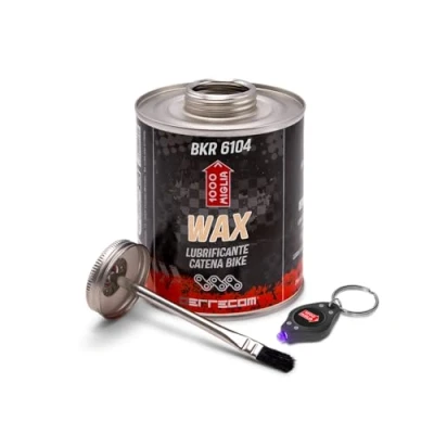 Immagine di 1000 Miglia BKR 6104 DRY 900 ml Cera Catena Bici per utilizzo In Condizioni del tracciato Asciutte e Polverose, Barattolo All One con Pennello applicazione incluso