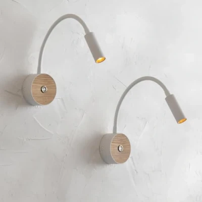 Immagine di Lampada da lettura parete 2pcs,lampada led con interruttore,applique industriale bianca in legno,applique collo d&#039;oca orientabile 360,applique per camera letto,corridoio,hotel,3000k