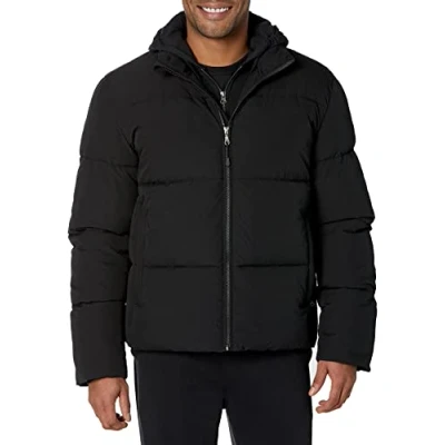 Immagine di Amazon Essentials Piumino con Collo a Lupetto (Disponibile in Taglie Extra Forti) Uomo, Nero, XXL