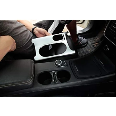 Immagine di Copritevande cromato in ABS opaco per classe A/GLA/CLA C117 W117 W176 X156 2012 2017 AMG accessorio auto