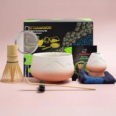 Immagine di TEANAGOO Set giapponese matcha (7 pezzi) da donna, kit per frusta Mtacha, ciotola beccuccio versatore, in bambù (chasen), paletta (chashaku), supporto frusta, N25