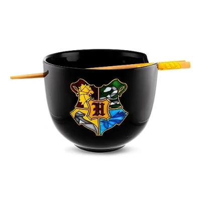 Immagine di Silver Buffalo Harry Potter Hogwarts Crest Set di stoviglie in ceramica per ramen, include ciotola noodle da 590 ml e bacchette legno