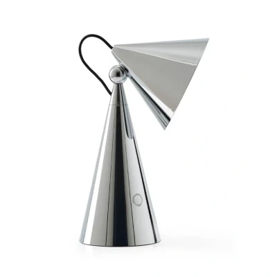 Immagine di Tom Dixon Lampada LED da tavolo ricaricabile Pose, color argento, altezza 25 cm