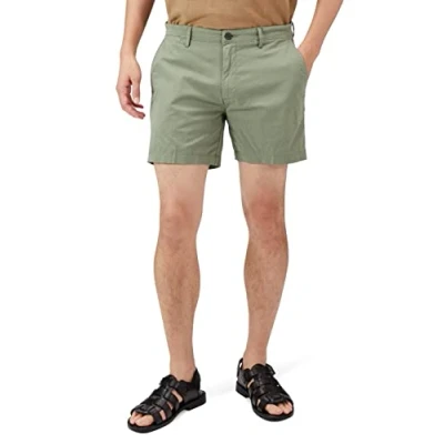 Immagine di Amazon Essentials Pantaloncini Chino Elasticizzati Comodi Senza Pinces 13 cm Slim (in precedenza Goodthreads) Uomo, Verde Militare Chiaro, 36W