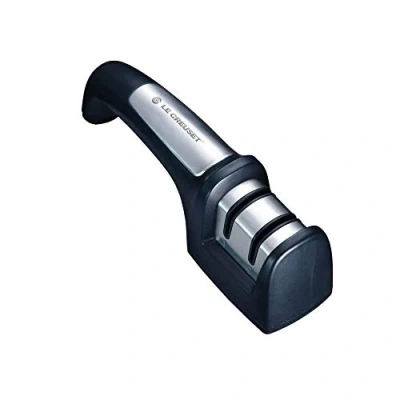 Immagine di Le Creuset Affilacoltelli a 2 fasi, Per lame con filo liscio in acciaio Damasco e inox, Due mole inox 18,8, Nero, 98000603000000