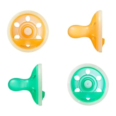 Immagine di Tommee Tippee Ciuccio simile al seno Night Glow, leggero, design monoblocco in silicone, 0 6 mesi, Confezione da 4 pezzi