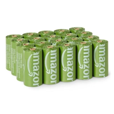 Immagine di Amazon Basics Sacchetti per Escrementi e Rifiuti di Cani in Materiale Riciclato Senza Dispenser, Inodori, 300 (20 Confezioni da 15 Sacchetti)