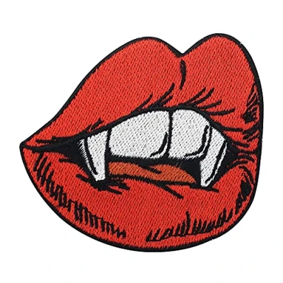 Immagine di Finally Home Toppa termoadesiva da applicare con i denti dei vampiri, per Halloween, toppe termoadesive