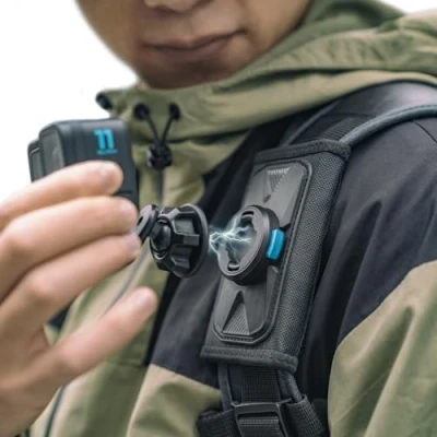 Immagine di SUREWO supporto magnetico a sgancio rapido per zaino, tracolla 360 con gancio universale J compatibile GoPro Hero 13/12/11/10/9/8/7/(2018)/6 nero, DJI Osmo Action 5 Pro/4/3 e altri