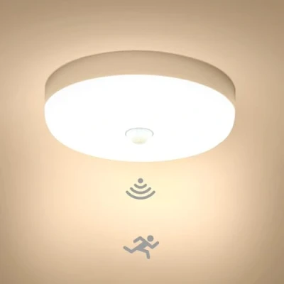 Immagine di Combuh Plafoniera LED Soffitto con Sensore di Movimento Pir, 15w 1500LM 3000k Bianco Caldo Lampada a Rotonda, IP56 Luce Motion Sensor Antipolvere Impermeabile per Bagno Cucina Garage.