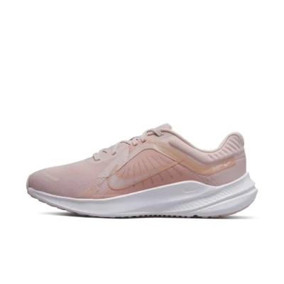 Immagine di Nike Performance Quest 5 Scarpe running neutre, Donna, Taglia: 37.5, Barely rose/rose whisper/pink oxford/white Tessuto / sintetico