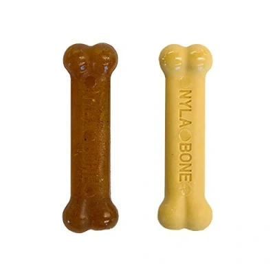 Immagine di Nylabone Kit Per Cuccioli In Dentizione, Confezione Da Due Ossi L&#039;Igiene Dentale, 1 Osso Morbido, Rigido, Di Cane Fino 7000g