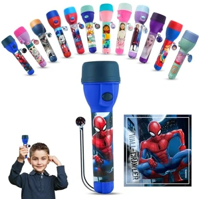 Immagine di Torcia Grande di Uomo Ragno, LED Design Resistente all&#039;Acqua Regalo per Bambini Ragazzi, Luce Notturna in Plastica Campeggio, Trekking, Natale ed Emergenze Batterie incluse