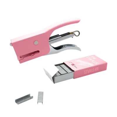 Immagine di Pinzatrice Manuale, Spillatrice a Mano, Cucitrice Compatta in Acciaio Per Ufficio, Scuola e Casa, 1000 Graffette Piccole 10/4 Incluse, Punto Chiuso, Impugnatura Ergonomica (ROSA)