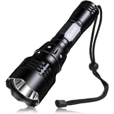 Immagine di Genwiss Torcia Subacquea, per Immersioni Subacquee Super Luminosa 1000 Lumens XPL LED Luce Ricaricabile Impermeabile Fino a 80M Sott’Acqua