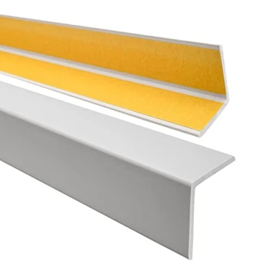 Immagine di Profilo angolare QUEST 40x40mm, Listello di protezione in plastica flessibile Striscia autoadesiva Riparo dei profili angolari e bordi, facile da installare, Grigio chiaro, 200cm
