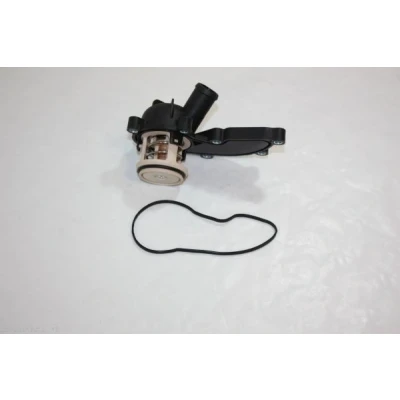 Immagine di AUTOMEGA 160046610 Termostato motore 88C con guarnizione alloggiamento AUDI: A4 B7 Avant, A6 C6 Sedan