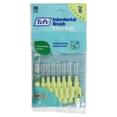 Immagine di TePe Scovolini interdentali Extra Soft / Spazzolini ultra morbidi di alta qualità con cappuccio, misura ISO 5 (filo 0,8 mm), verde chiaro, 1 confezioni x 8 pz