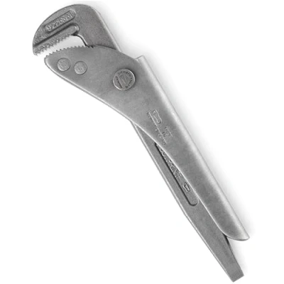 Immagine di Footprint 698 W Pipe Wrench 9 in