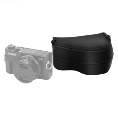 Immagine di JJC OC S1BK Borsa per Telecamera in Neoprene, ultra Leggera Nero, Sony A5000 A5100 A6000 A6300 A6400 A6500 + Obiettivi 16 50mm (SELP1650) 4.7 x 2.9 3.4/120 73 87mm (W H D)