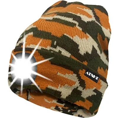 Immagine di ATNKE LED Cappello Illuminato Berretto,USB Ricaricabile da Corsa 4 Impermeabile Luce Invernale Calda Lampada Frontale Regali per Uomo e Donna/Camouflage Yellow