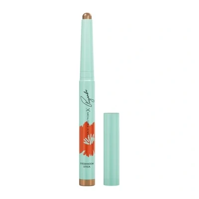 Immagine di Max Factor X Priyanka Chopra Jonas Ombretto in stick, 006, Glowing Meadow, Formula vegana, A lunga durata, Ultra pigmentato, Texture cremosa