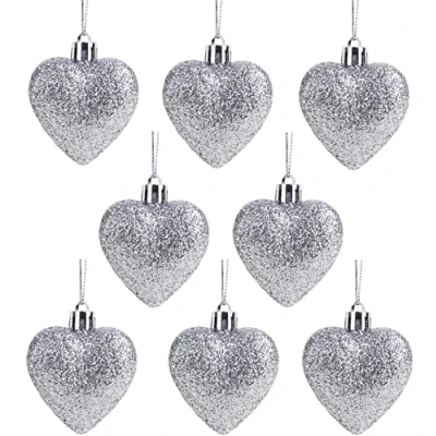 Immagine di Christmas Concepts® Confezione da 8 60mm Baubles a forma di cuore Glitter Decorated (Argento)