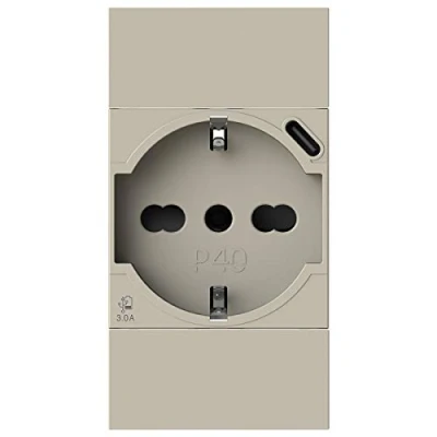Immagine di 4Box, P40 USB 3.0, Presa Schuko con C, Compatibile Bticino LivingNow, Sabbia