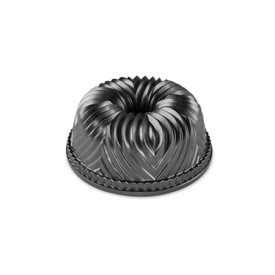 Immagine di Nordic Ware 53624 Stampo Bavaria, Alluminio, Argento, 10 Cup Capacity