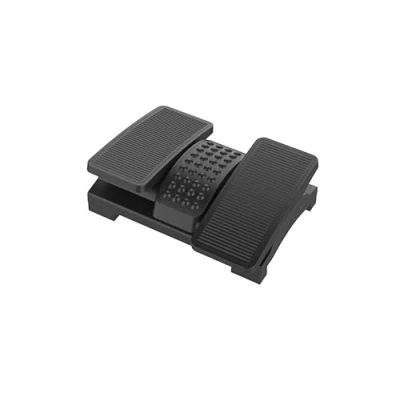 Immagine di Q Connect poggiapiedi di alta qualità in plastica/rivestimento antiscivolo/altezza regolabile ergonomico con struttura massaggiante/poggiapiedi/nero/dimensioni: 43 x 32 10,5 cm