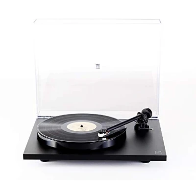 Immagine di Rega Giradischi Planar 1 Finitura nera opaca con cartuccia di carbonio Rega. Versione 2021.