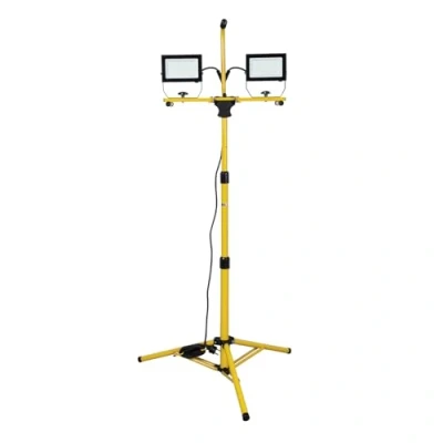 Immagine di STAK BY VELAMP Proiettore LED con Treppiede Regolabile Potenza 50W x 2 Luminosità 11.000 Lumen Impermeabile IP65 Ideale per Esterni, Cantieri, Giardinaggio e Campeggio