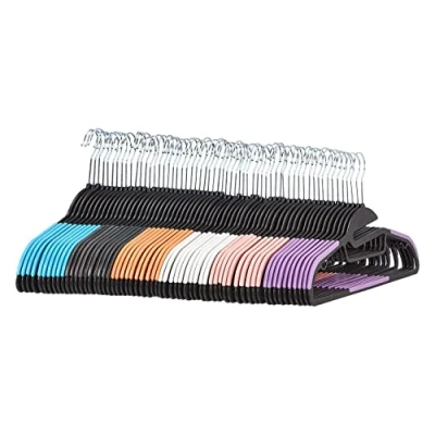 Immagine di Amazon Basics Grucce in plastica, antiscivolo, salva spazio, con 10 mollettine, 6 colori (confezione da 60)