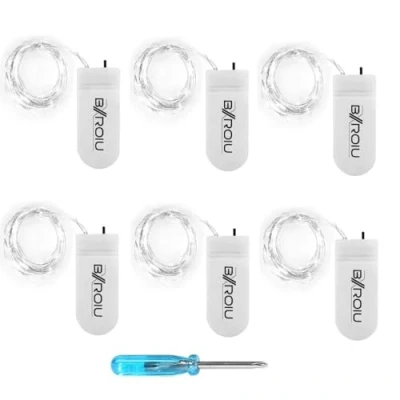 Immagine di BXROIU 6 x 20 LED Stringa Luci a Batteria CR2032 (includere), Ghirlanda in Filo d&#039;Argento da 2 Metri, Catena Luminosa Ideale per Feste, Matrimoni e Decorazioni Natalizie (bianco freddo)