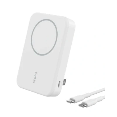 Immagine di Belkin BoostCharge Pro Power bank wireless 10.000 mAh con Qi2, caricabatteria portatile compatibile MagSafe, supporto integrato per iPhone 16, 16 Plus, Pro/Pro Max, 15 e altri, bianco