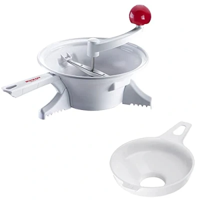 Immagine di Westmark Set da Cucina, 1 Passaverdure Con 2 Dischi Forati + Imbuto per Conserve e Marmellate, ABS/PP/Acciaio Inox, Bianco/Rosso, 119622E6