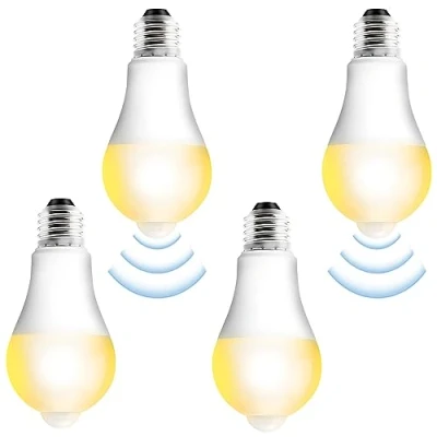Immagine di 4 lampadine a LED E27 con sensore di movimento: lampadina movimento PIR E27, lampada15W, luce bianca calda, 3000 K risparmio energetico per corridoio garage scale balcone