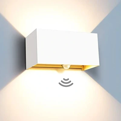 Immagine di Kingwen 20W Applique da Parete con sensore di movimento 3000K Bianco Caldo Lampade Angolo del Fascio Regolabile LED Interni/Esterni IP65 Impermeabile (Bianco)