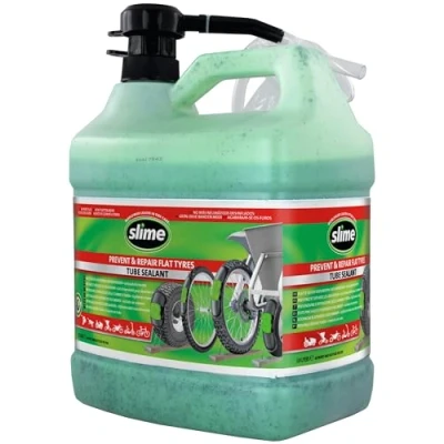 Immagine di Slime 10153SL Sigillante per Camera d&#039;Aria Antiforatura Bici con Pompa, Prevenire e Riparare, Tutti i Tipi di Bicicletta, Non Tossico, Ecologico, Flacone da 3,78 litri