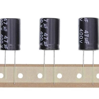 Immagine di 10 Pezzi 400V 47UF Condensatore elettrolitico in alluminio plug 16x25 16 * 25mm