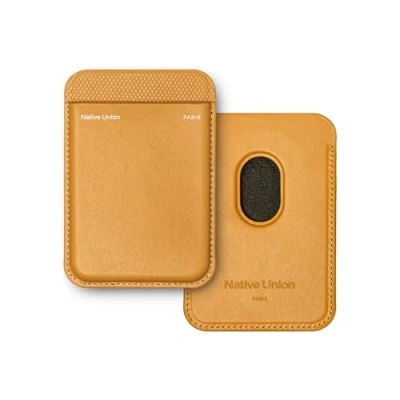 Immagine di Portafoglio Native Union (Re)Classic Magnetico Porta carte compatibile con MagSafe per iPhone 16,15,14,13,12 Extra sicuro ed ultra sottile Realizzato materiali di origine vegetale (Kraft)