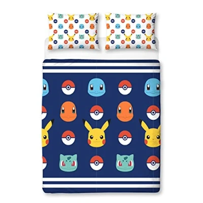 Immagine di Pokemon Set copripiumino matrimoniale con licenza ufficiale Pikachu Badges Design reversibile su 2 lati federe abbinate letto Character World Brands