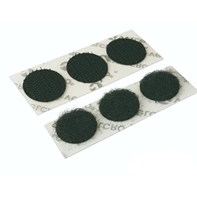 Immagine di Velcro® Brand Black Stick On Monete Scelta di Hook &amp; Loop 13 mm, Sticky Dots Double Sided Pad Adesivi, Adesive, Forte Punti Adesivi (Hook Loop, 20 Monete)