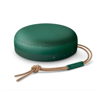 Immagine di Bang &amp; Olufsen Beosound A1 (2a Generazione) Speaker Bluetooth Portatile Premium Impermeabile IP67, Suono a 360 Gradi, Assistente Vocale Alexa, Vivavoce, Batteria di 18 Ore Verde
