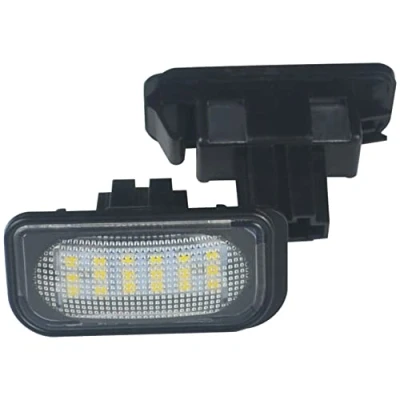 Immagine di FanPaYY Luce di targa Canbus bianco per la classe C W203 W209