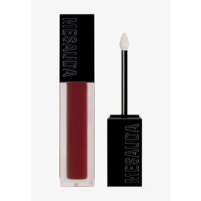 Immagine di SUBLIMATTE Rossetto liquido matte no transfer 210 INTENSE
