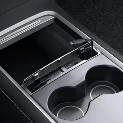 Immagine di Stazione organizer per cavi Spigen progettata Tesla Model 3 2021 2023 e accessori Y