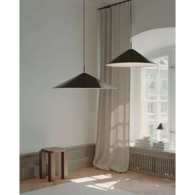 Immagine di New Works Lampada LED a sospensione Brolly, Ø 70 cm, nero, alluminio