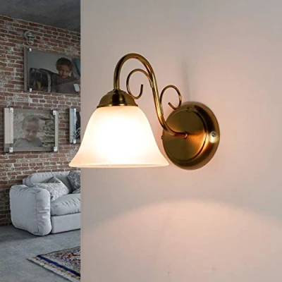 Immagine di Licht Erlebnisse Lampada da parete interna Athen a braccio in ottone e vetro alabastro stile rustico retrò E14 ideale per camera letto, soggiorno salotto